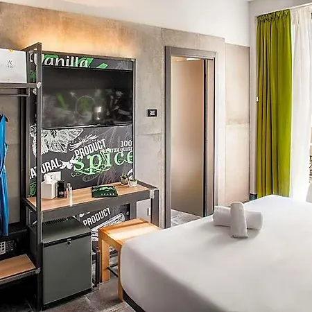 Spice Hotel 3*